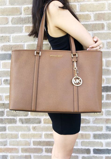 michael kors women laptop bag